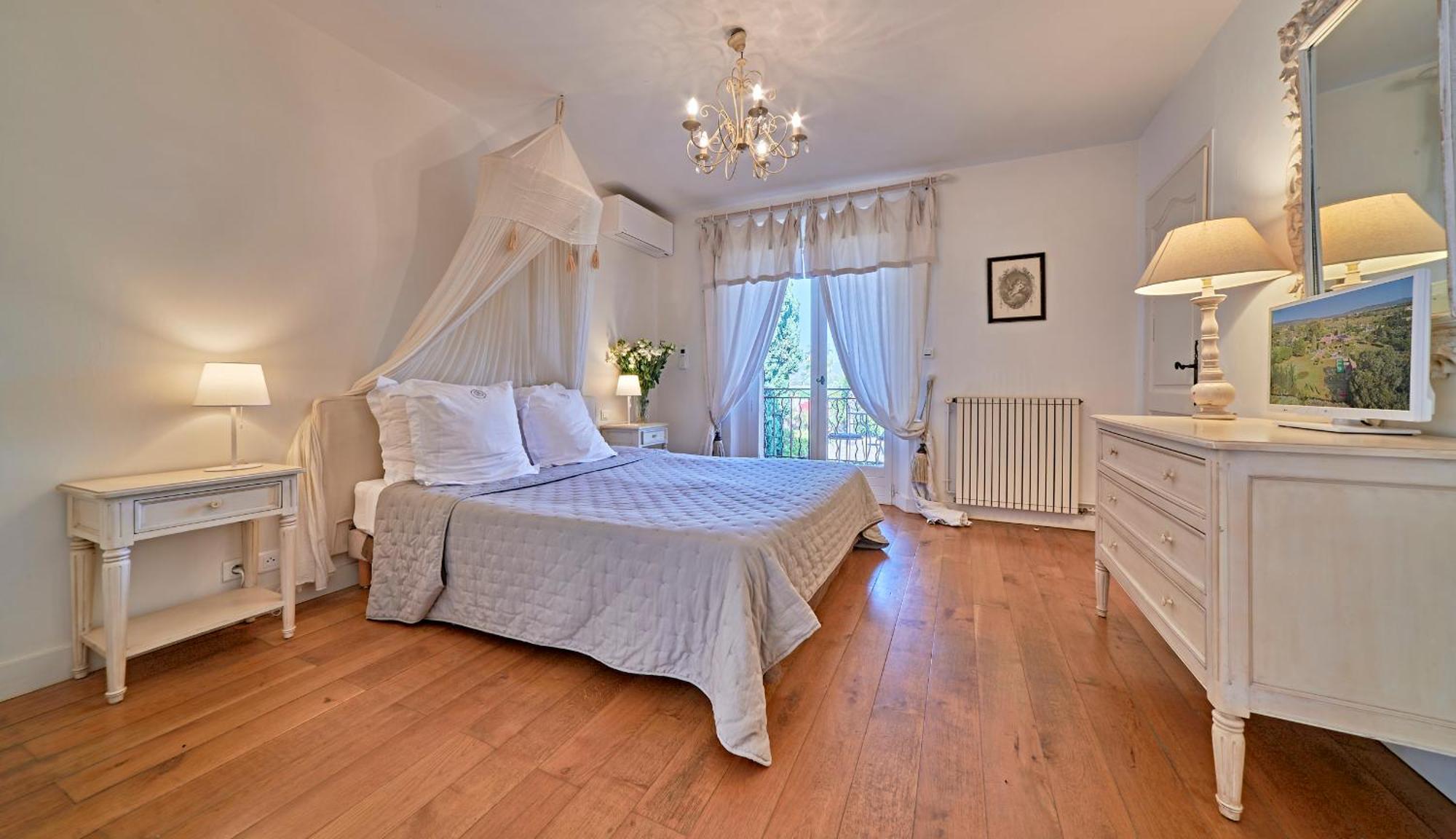 Villa Mercedes 300 M De La Plage La Londe-les-Maures Luaran gambar